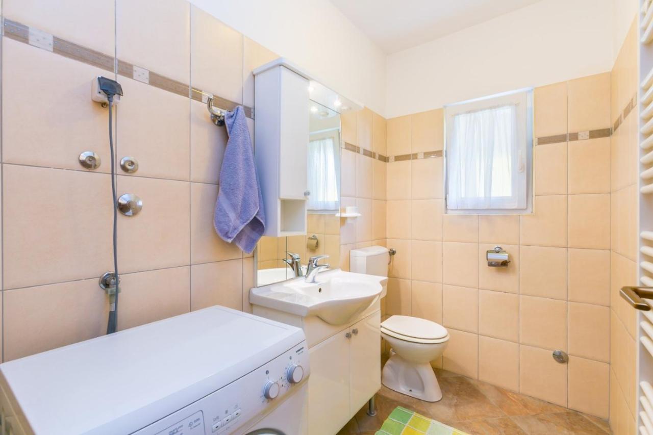 Apartman Marina Veruda Pula Bagian luar foto